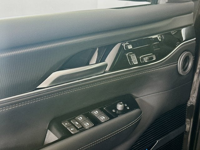 2026 Jeep Grand Wagoneer GRAND WAGONEER SUMMIT OBSIDIAN 4X4