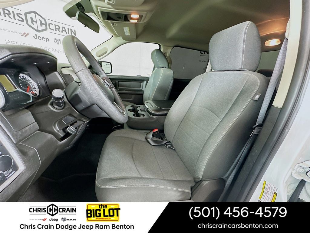 2024 RAM 1500 Classic Tradesman Crew Cab 4x2 5'7' Box