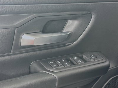 2026 RAM Ram 1500 RAM 1500 TRADESMAN CREW CAB 4X2 5'7' BOX