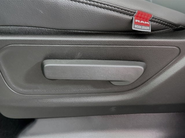 2026 RAM Ram 1500 RAM 1500 TRADESMAN CREW CAB 4X2 5'7' BOX