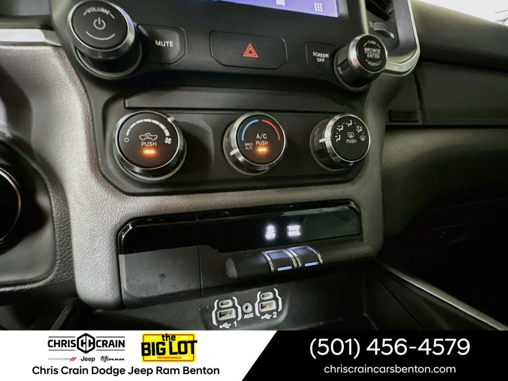2022 RAM 1500 Big Horn Crew Cab 4x4 5'7' Box