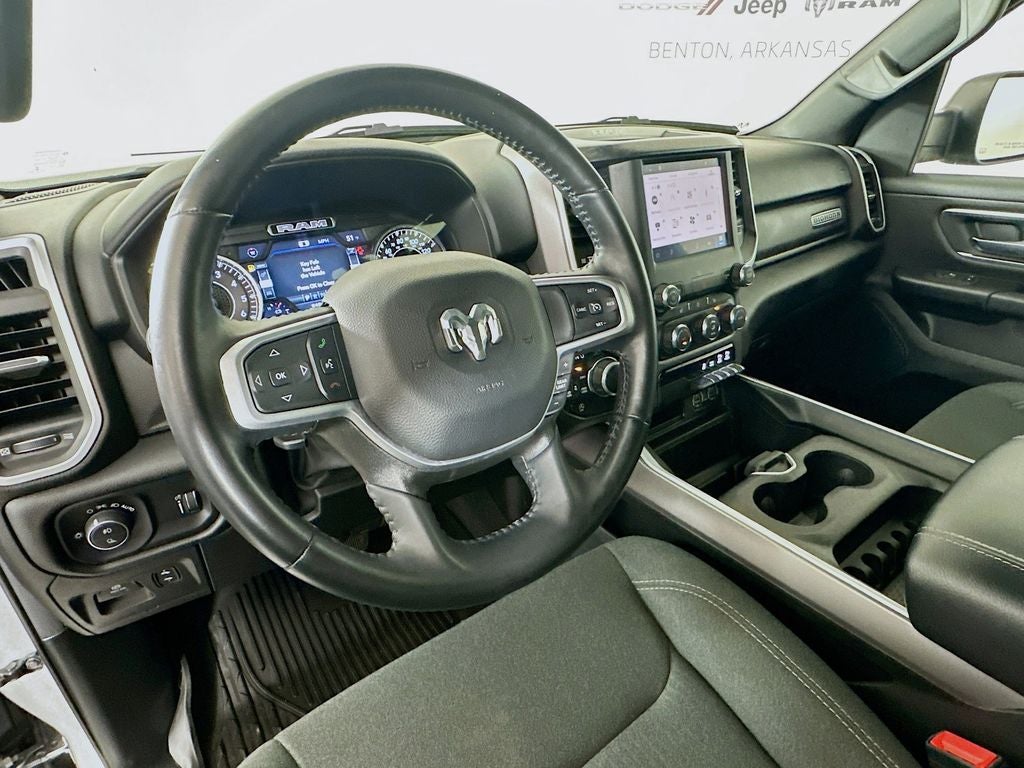 2022 RAM 1500 Big Horn Crew Cab 4x4 5'7' Box