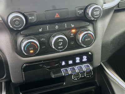 2022 RAM 1500 Big Horn Crew Cab 4x4 5'7' Box