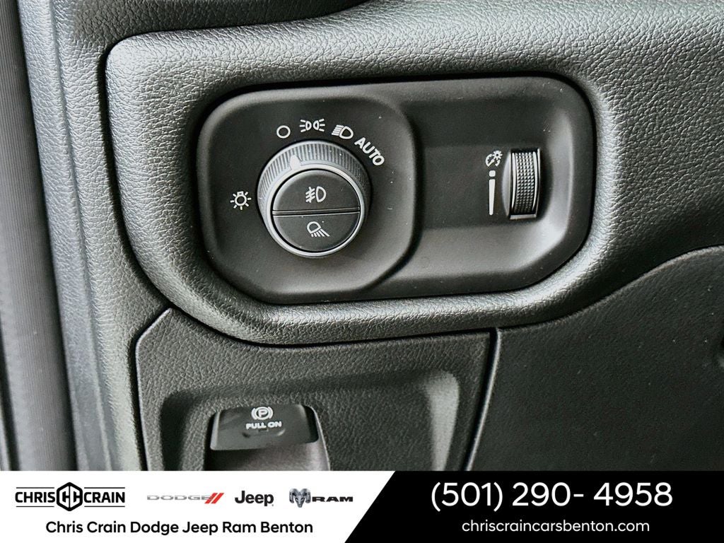 2026 RAM 1500 RAM 1500 EXPRESS CREW CAB 4X4 5'7' BOX