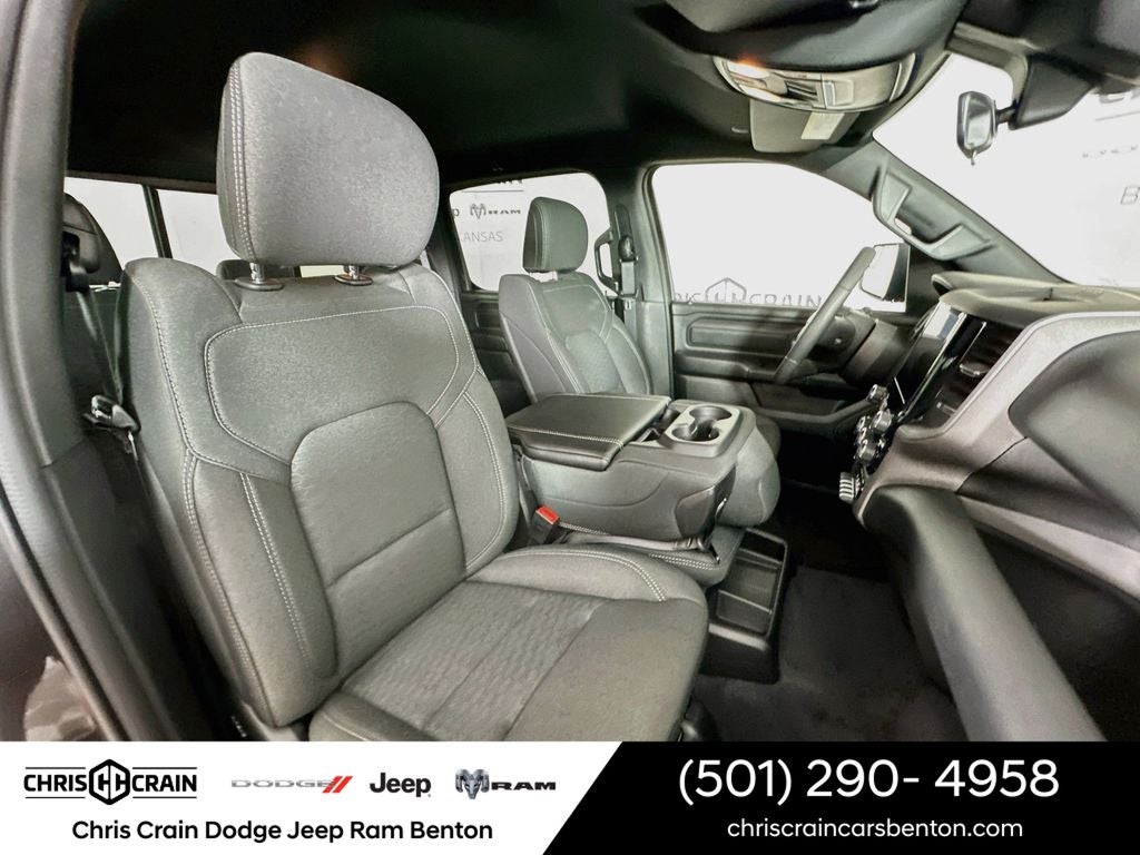 2026 RAM 1500 RAM 1500 EXPRESS CREW CAB 4X4 5'7' BOX