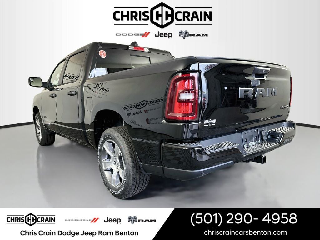2026 RAM 1500 RAM 1500 EXPRESS CREW CAB 4X4 5'7' BOX