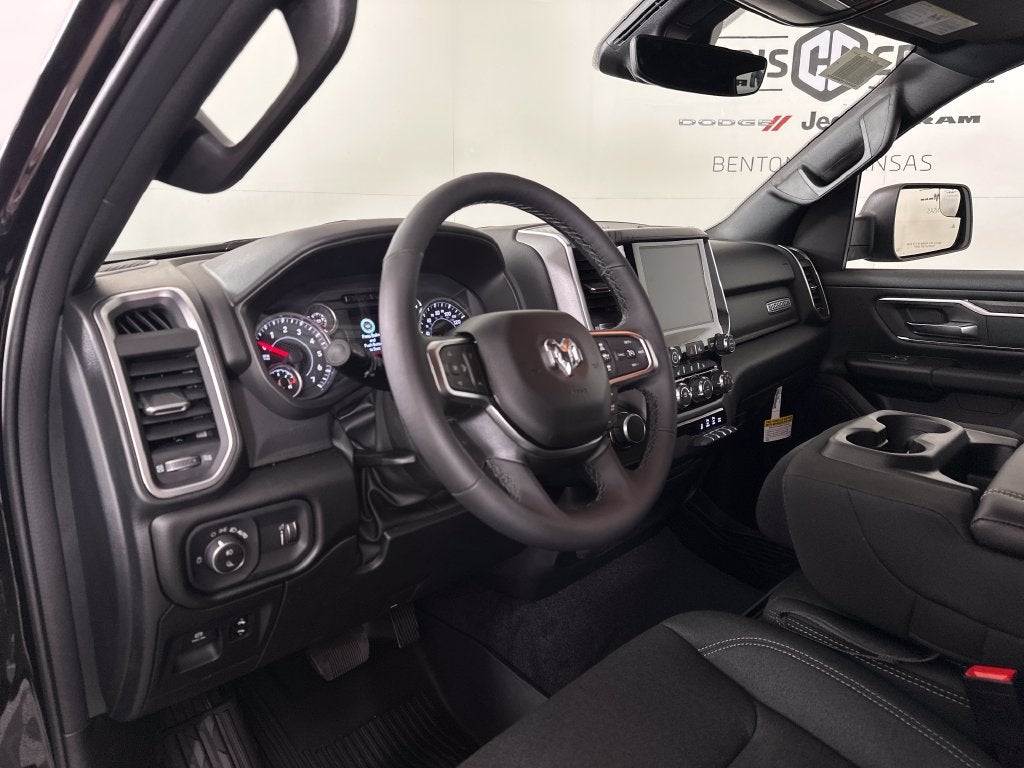 2027 RAM Ram 1500 RAM 1500 BIG HORN CREW CAB 4X4 5'7' BOX