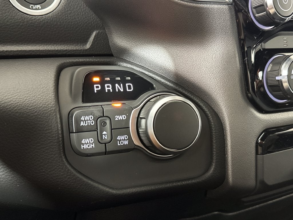 2027 RAM Ram 1500 RAM 1500 BIG HORN CREW CAB 4X4 5'7' BOX