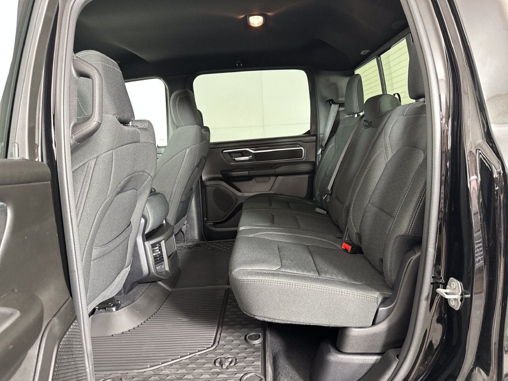 2027 RAM Ram 1500 RAM 1500 BIG HORN CREW CAB 4X4 5'7' BOX
