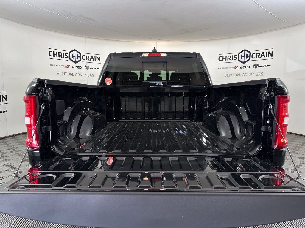 2027 RAM Ram 1500 RAM 1500 BIG HORN CREW CAB 4X4 5'7' BOX