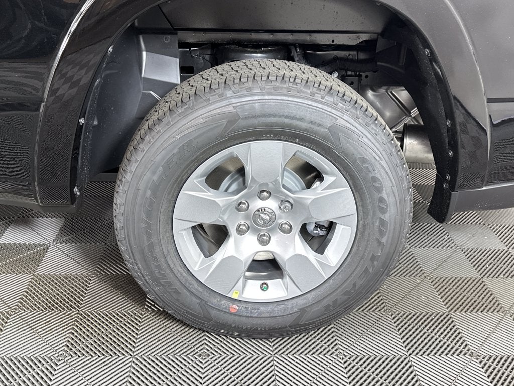 2027 RAM Ram 1500 RAM 1500 BIG HORN CREW CAB 4X4 5'7' BOX