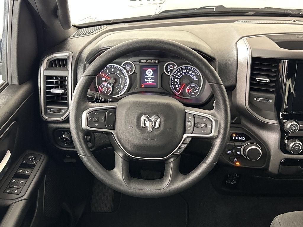 2027 RAM Ram 1500 RAM 1500 EXPRESS CREW CAB 4X4 5'7' BOX