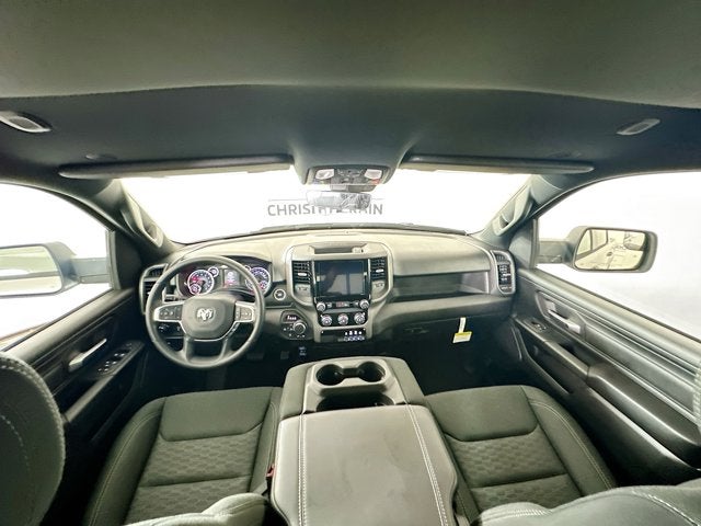 2026 RAM Ram 1500 RAM 1500 TRADESMAN CREW CAB 4X4 5'7' BOX