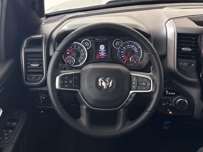 2027 RAM Ram 1500 RAM 1500 EXPRESS CREW CAB 4X4 5'7' BOX