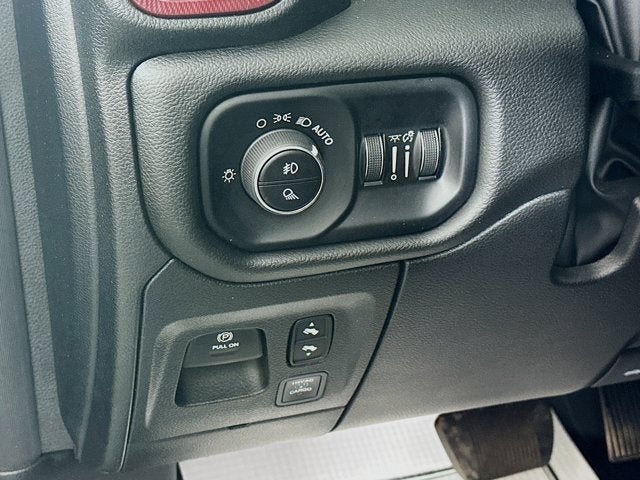 2025 RAM 1500 Rebel Crew Cab 4x4 5'7' Box