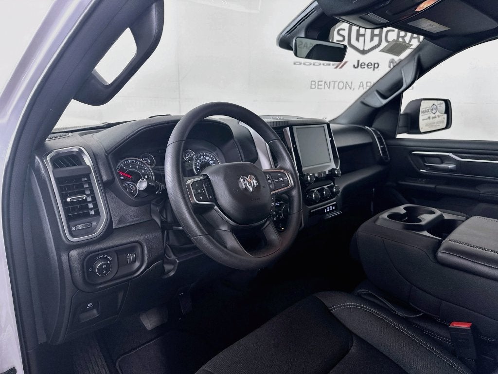 2027 RAM 1500 Big Horn/Lone Star