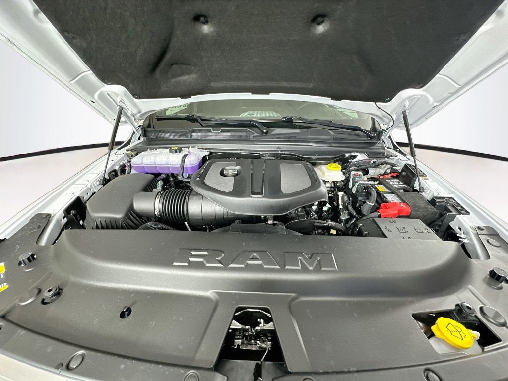 2027 RAM 1500 Big Horn/Lone Star