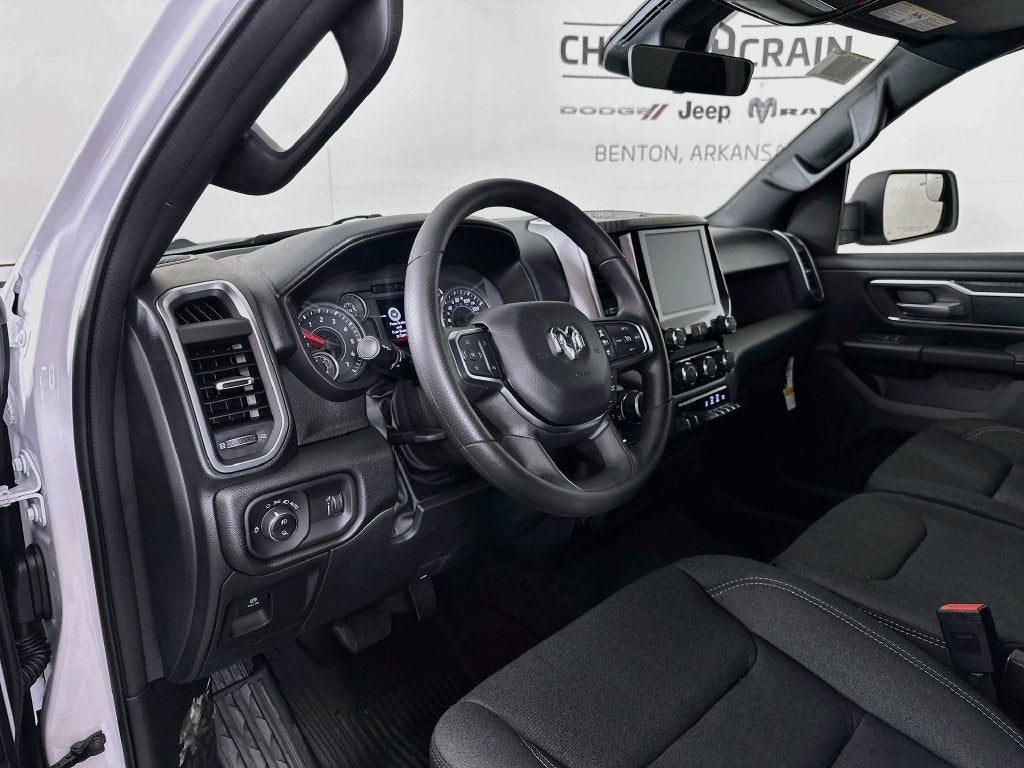 2027 RAM 1500 Big Horn/Lone Star