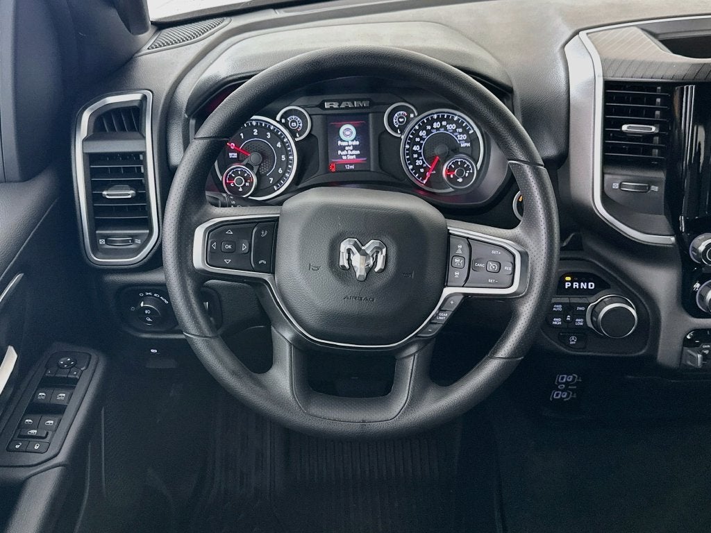 2027 RAM 1500 Big Horn/Lone Star
