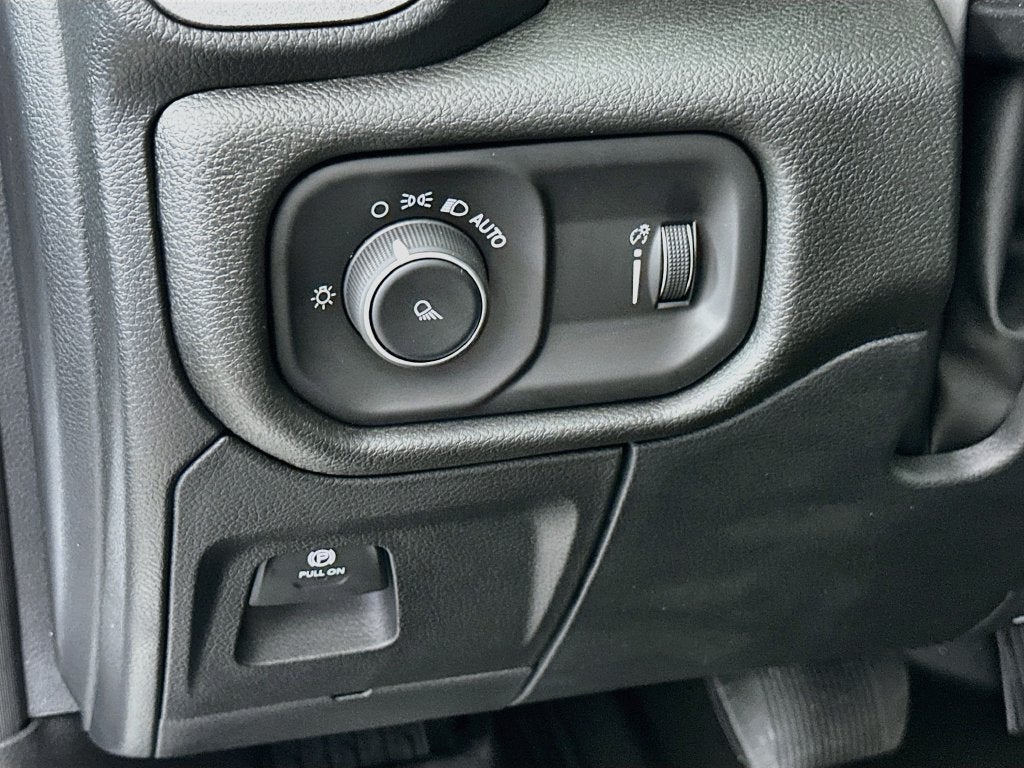 2027 RAM 1500 Tradesman