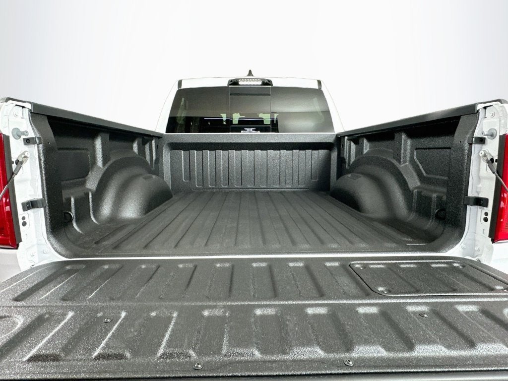 2027 RAM Ram 1500 RAM 1500 RHO CREW CAB 4X4 5'7' BOX