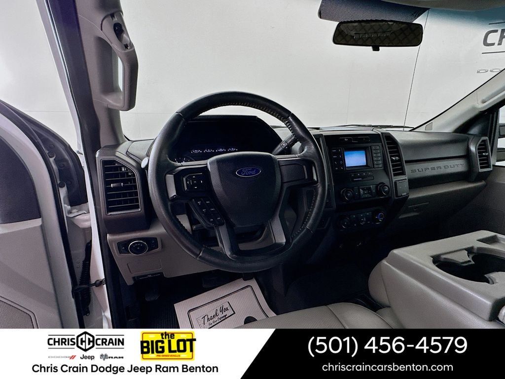 2017 Ford F-350 Chassis XL 169 WB