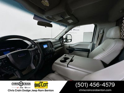 2017 Ford F-350 Chassis XL 169 WB