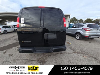 2025 Chevrolet Express 3500 LS Passenger