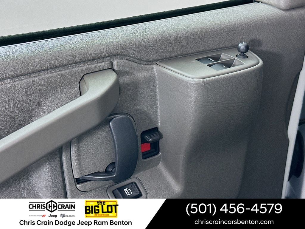 2023 Chevrolet Express Passenger RWD 3500 Extended Wheelbase LT