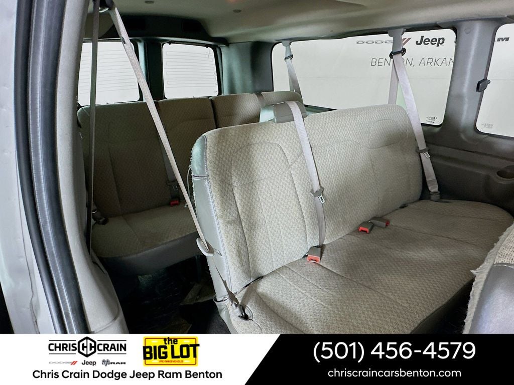 2023 Chevrolet Express Passenger RWD 3500 Extended Wheelbase LT
