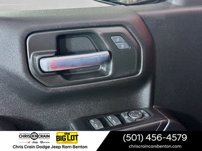 2022 Chevrolet Silverado 1500 4WD Crew Cab Short Bed Custom