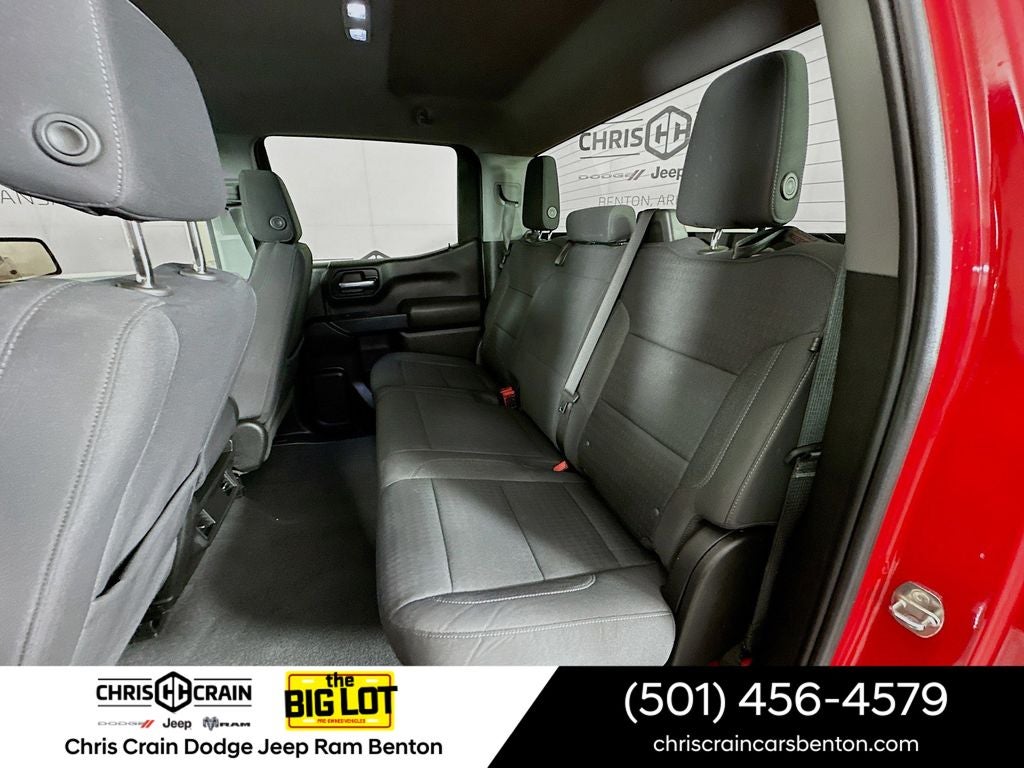 2022 Chevrolet Silverado 1500 4WD Crew Cab Short Bed Custom