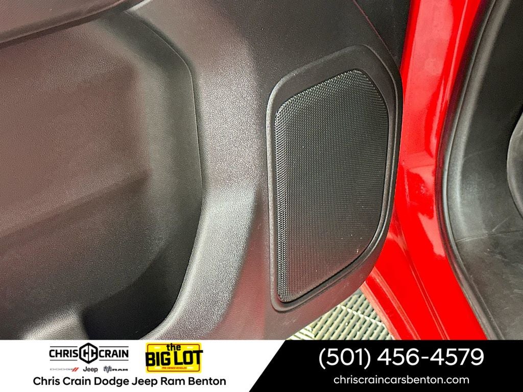 2023 Chevrolet Silverado 1500 4WD Crew Cab Short Bed Custom