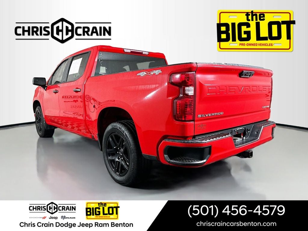 2023 Chevrolet Silverado 1500 4WD Crew Cab Short Bed Custom