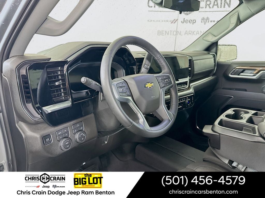 2026 Chevrolet Silverado 1500 4WD Double Cab Standard Bed LT