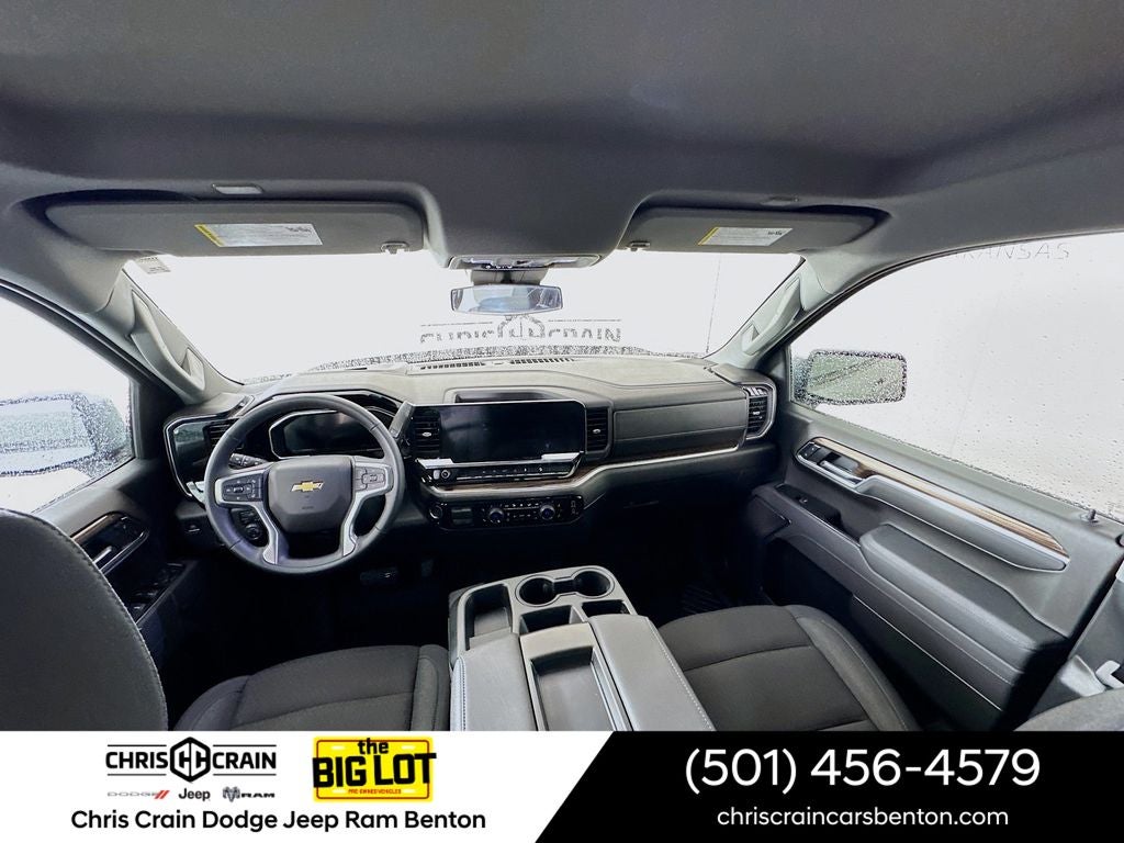 2026 Chevrolet Silverado 1500 4WD Double Cab Standard Bed LT