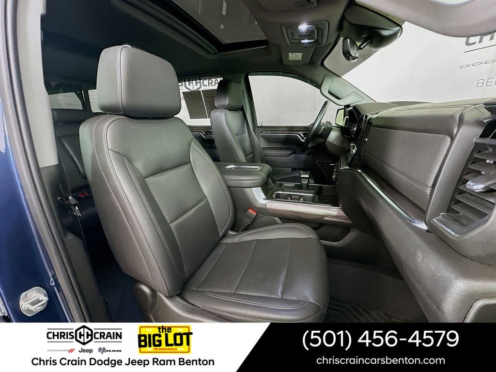 2022 Chevrolet Silverado 1500 4WD Crew Cab Short Bed LTZ