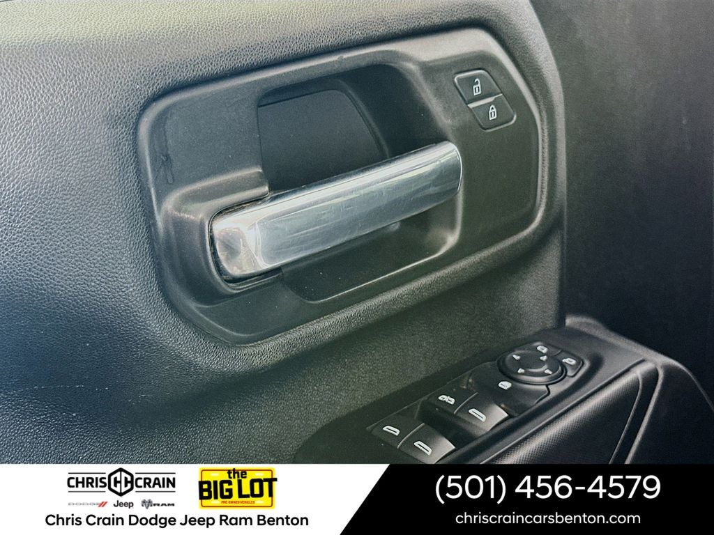 2024 GMC Sierra 3500HD Chassis Pro