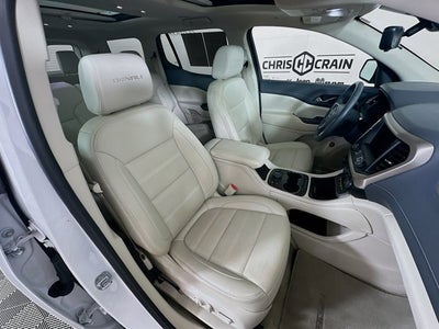 2023 GMC Acadia AWD Denali