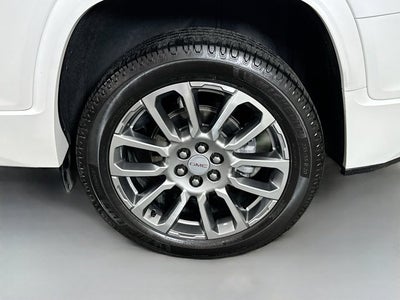 2023 GMC Acadia AWD Denali