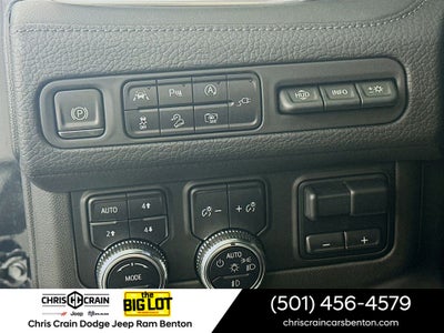 2022 GMC Yukon 4WD Denali