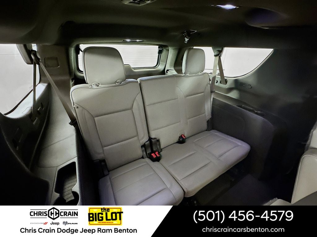 2023 GMC Yukon XL 4WD SLT