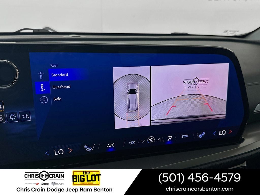 2024 Chevrolet Traverse FWD LT