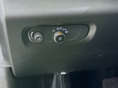 2023 Chevrolet Traverse FWD LT Cloth