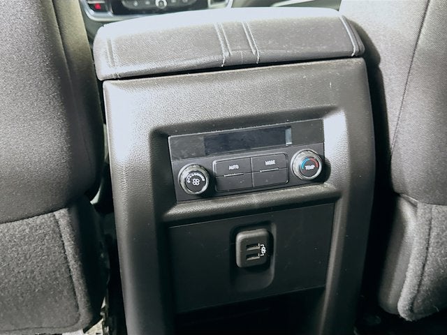 2023 Chevrolet Traverse FWD LT Cloth