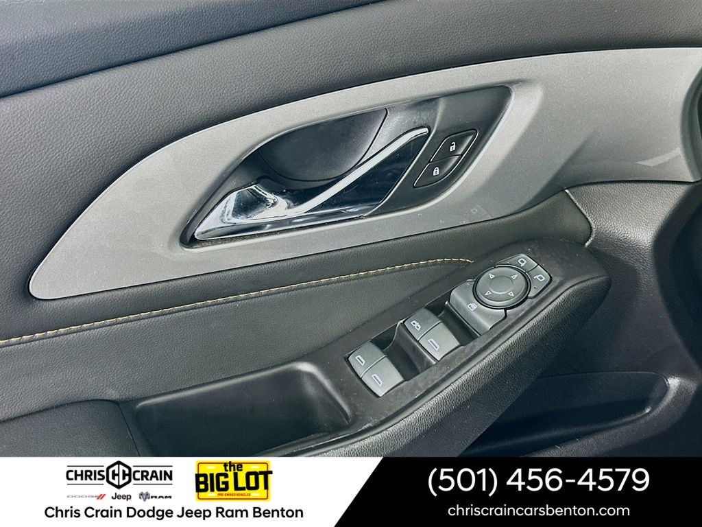 2020 Chevrolet Traverse FWD LT Cloth