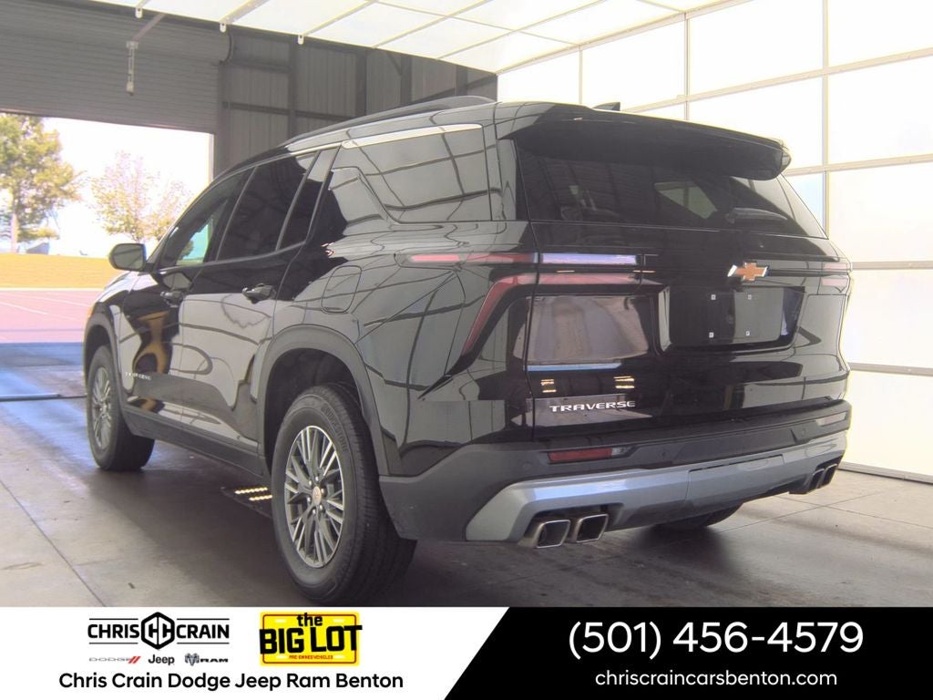 2025 Chevrolet Traverse FWD LT