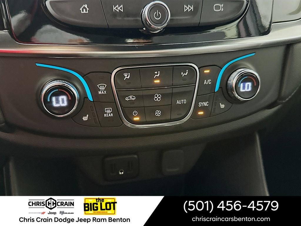 2023 Chevrolet Traverse AWD LT Cloth