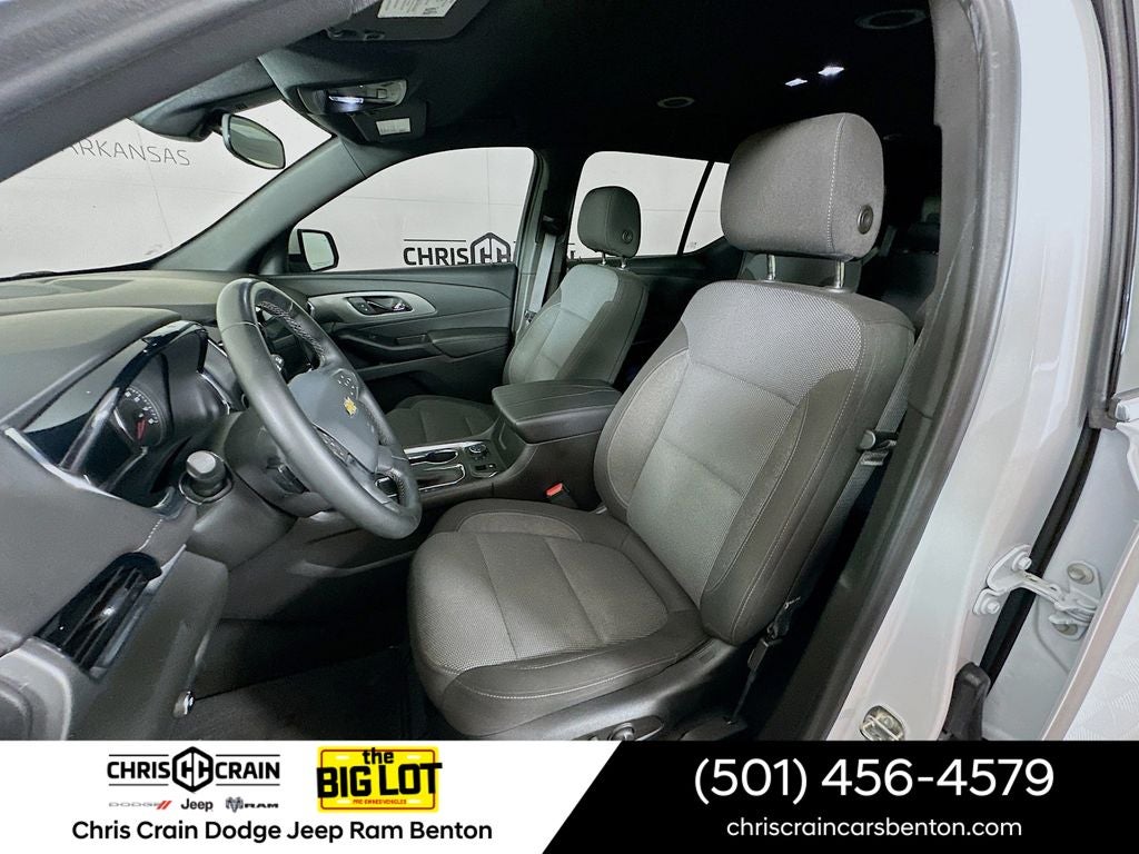2023 Chevrolet Traverse AWD LT Cloth