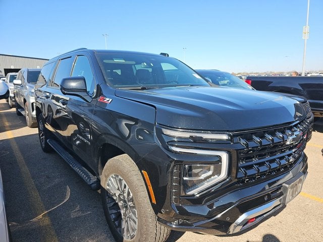 2025 Chevrolet Suburban 4WD Z71